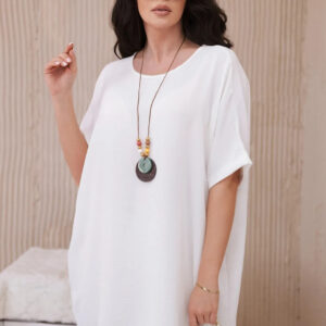 Bluzka oversize z wisiorkiem