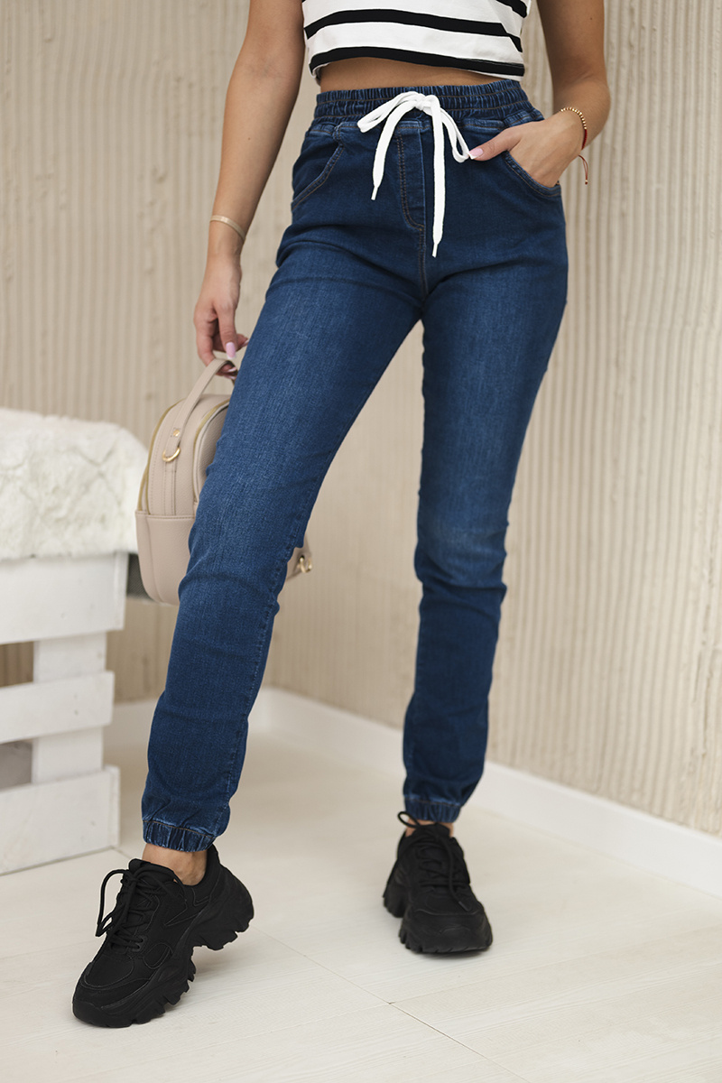 Ciemny Jeansowy