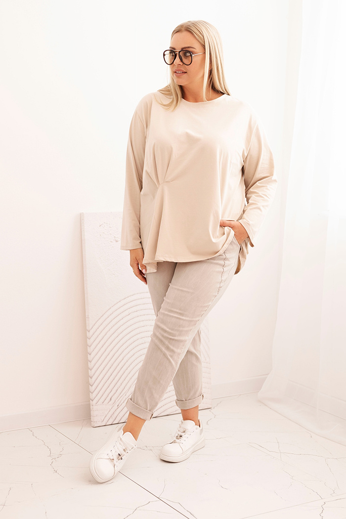 Bluzka damska plus size z bawełną z długim rękawem i marszczeniem beżowa - obrazek 2