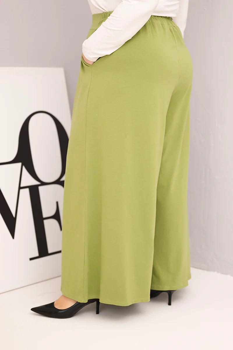 Spodnie damskie bawełniane Plus Size o szerokiej nogawce i luźnym kroju pistacjowe - obrazek 3