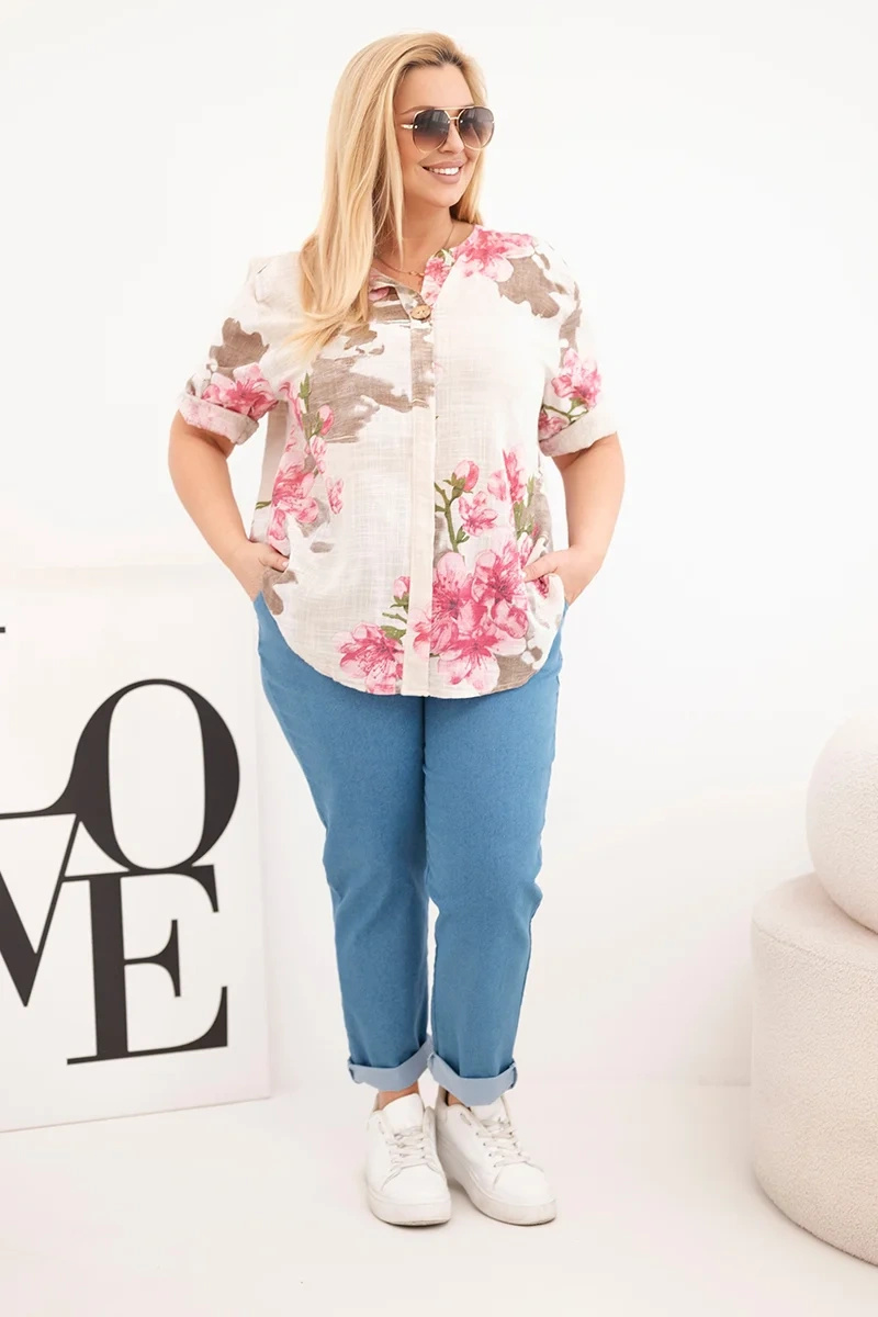 Bluzka damska bawełniana Plus Size z dekoltem V w kwiatowy wzór beżowa - obrazek 2