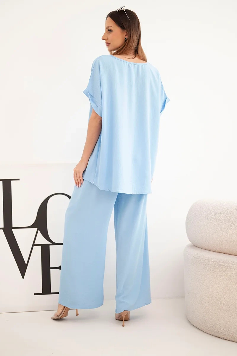Komplet damski Plus Size bluzka i spodnie z szeroką nogawką - obrazek 3